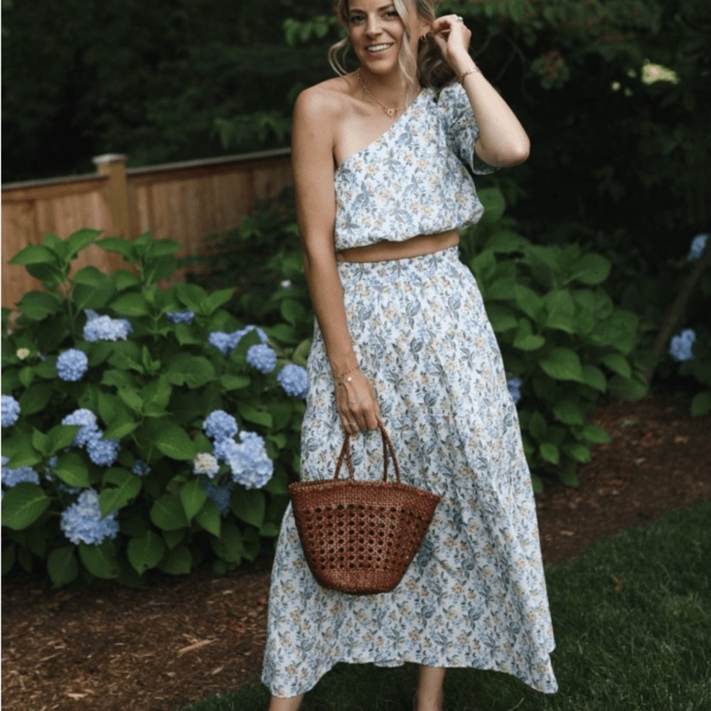 En Saison Maeve Dainty Floral Midi Skirt - New
